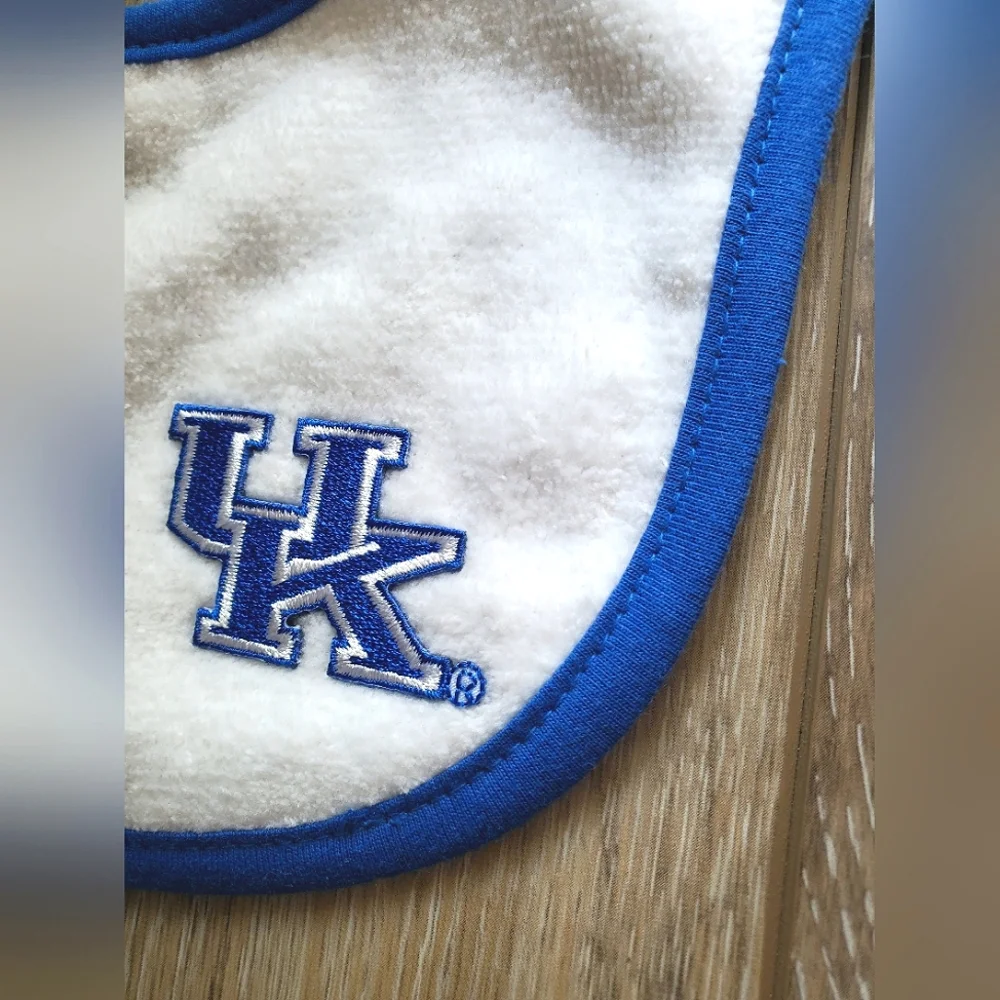 University of Kentucky Blue and White Set Of 2 Baby Bibs And 1 Pair Crib Shoes